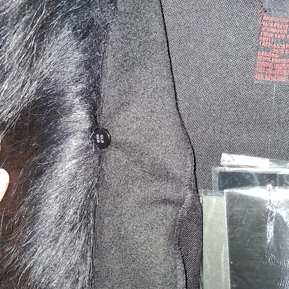 Adrienne Landau Faux Fur Collar Black Poncho/Cape - Size 2x-3x - NWT - Picture 8 of 12